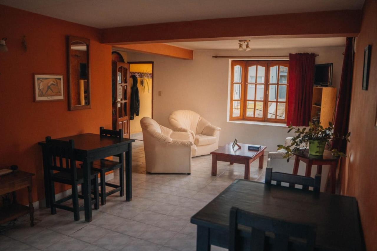 La Casa De Emma Hostel เอสเกล ภายนอก รูปภาพ